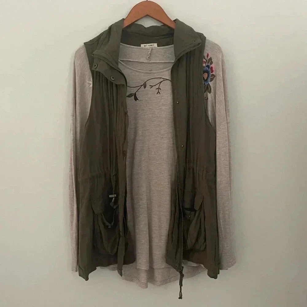 Francescas Alya long sleeve top - Picture 8 of 9